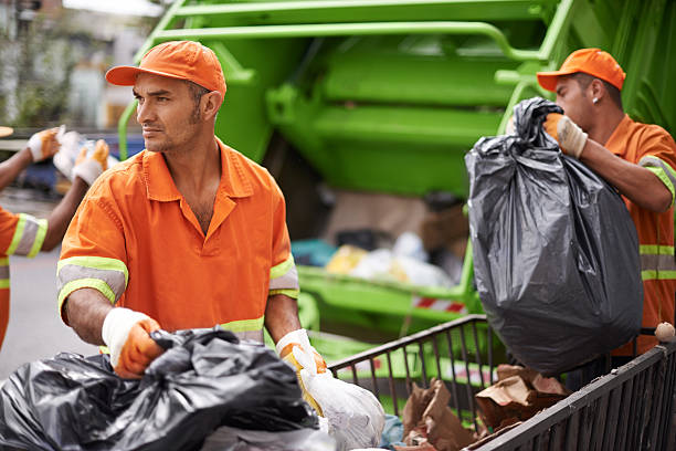 Best Garage Cleanout  in Avenue B And C, AZ